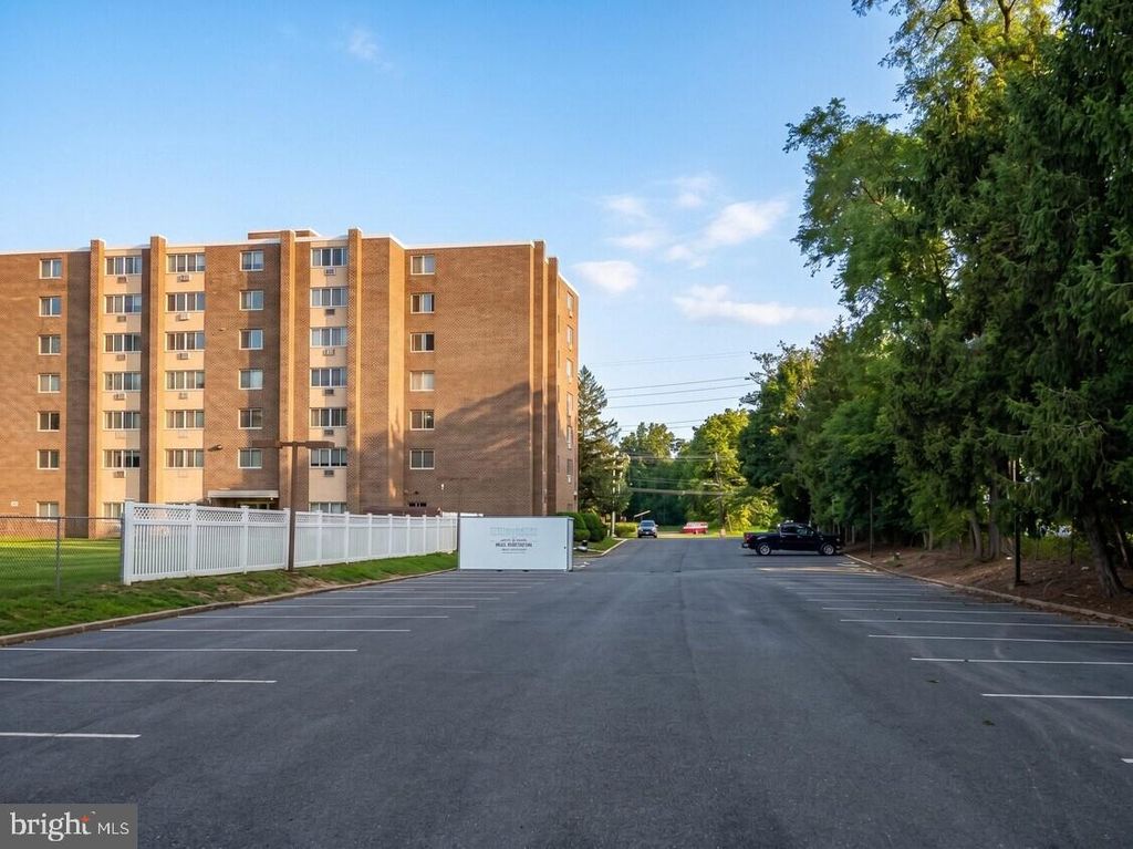 860 LOWER FERRY RD #0-A, EWING, NJ 08628 — photo 3