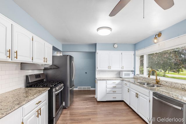 1938 Woodlawn Avenue Se, City Of Grand Rapids, MI 49506