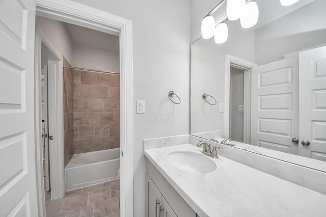 4035 Ashland Woods Drive, Spring, TX 77386