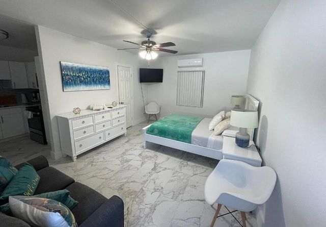 201 S Ocean Boulevard 7, Boca Raton, FL 33432