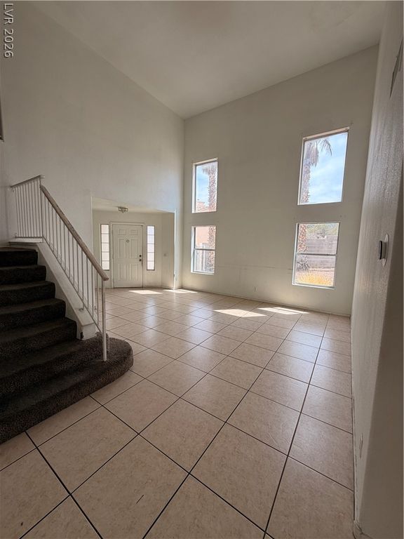 3301 Salmon Creek Drive, Las Vegas, NV 89129 — photo 5
