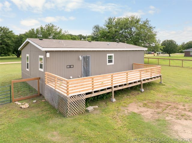 9530 Scout Lane, Kingston, OK 73439