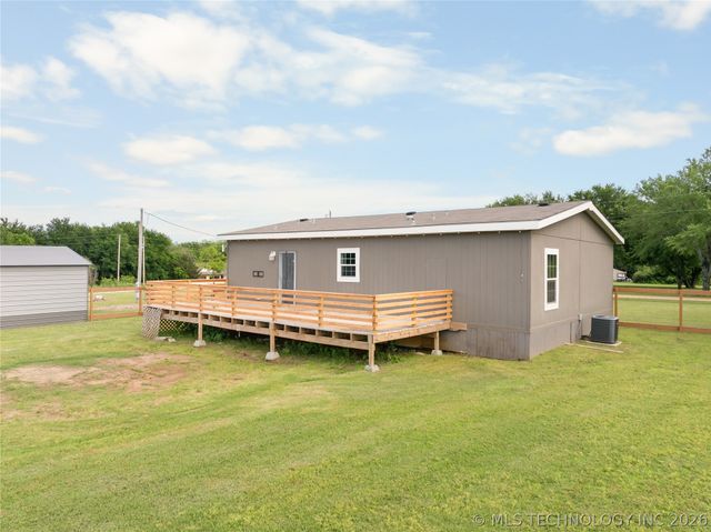 9530 Scout Lane, Kingston, OK 73439