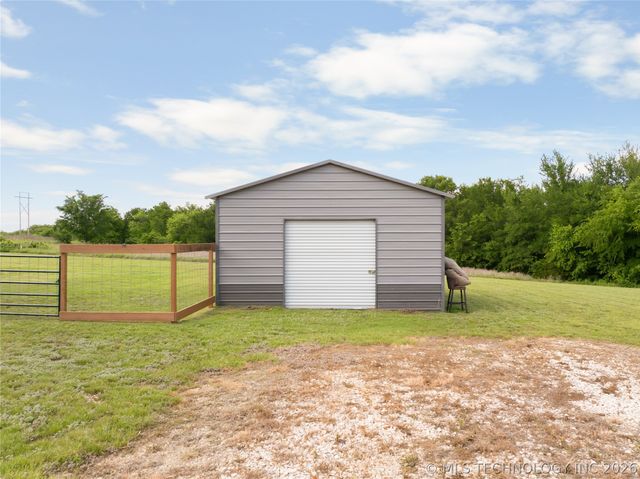 9530 Scout Lane, Kingston, OK 73439