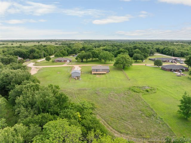 9530 Scout Lane, Kingston, OK 73439