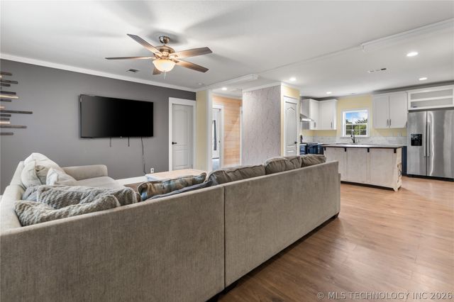 9530 Scout Lane, Kingston, OK 73439