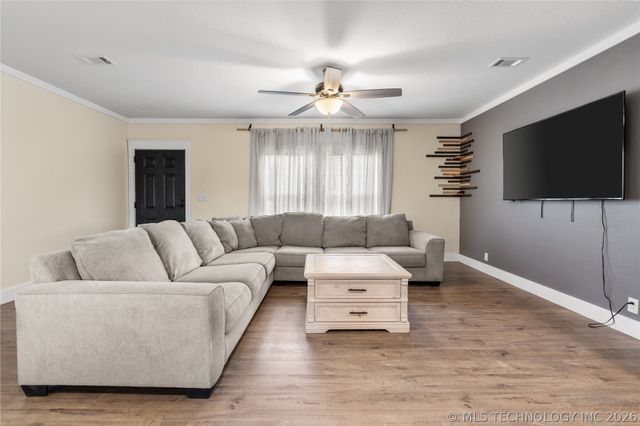 9530 Scout Lane, Kingston, OK 73439