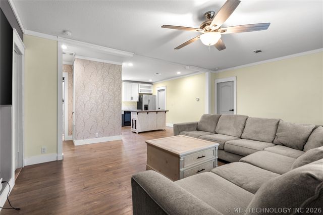9530 Scout Lane, Kingston, OK 73439