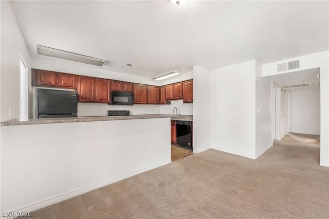 5300 Indian River Drive 258, Las Vegas, NV 89103
