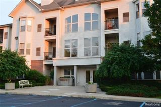 39168 Hayes Road, Clinton Township, MI 48038