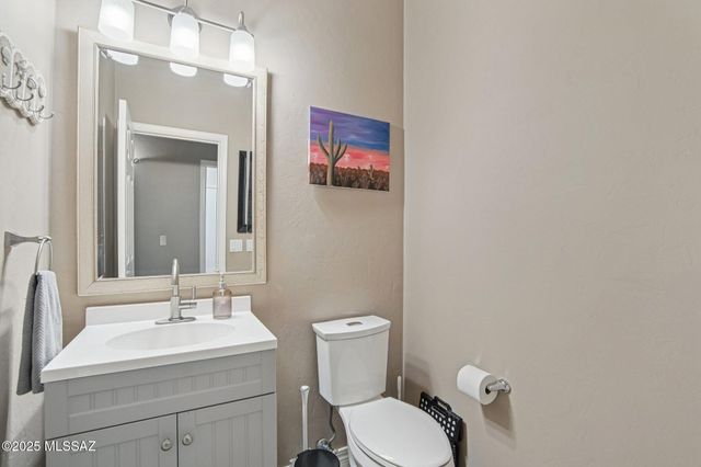 7837 N Blakey Lane, Tucson, AZ 85743