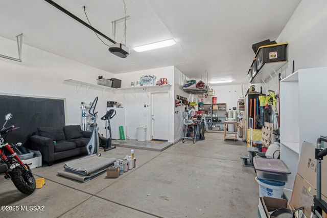 7837 N Blakey Lane, Tucson, AZ 85743