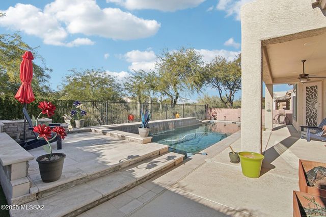 7837 N Blakey Lane, Tucson, AZ 85743