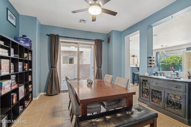 7837 N Blakey Lane, Tucson, AZ 85743