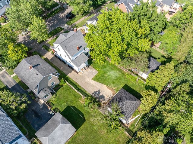 322 Wiltshire Boulevard, Oakwood, OH 45419