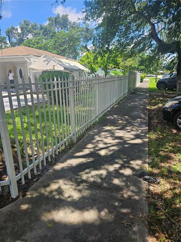 1905 NW 113th Terrace, Miami, FL 33167
