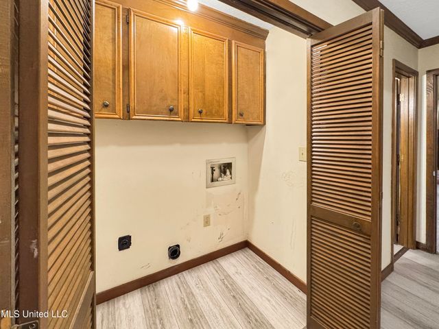 624 Cedar Springs Drive, Jackson, MS 39212