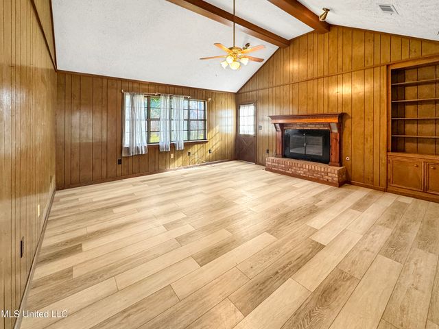 624 Cedar Springs Drive, Jackson, MS 39212