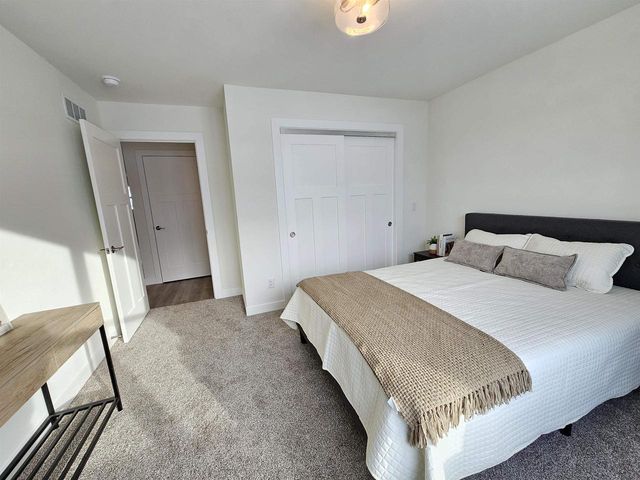 110 Cayuse Court, Fox Lake, WI 53933