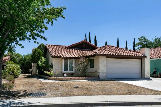 3244 E Avenue S2, Palmdale, CA 93550