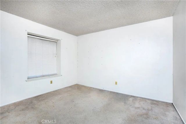3244 E Avenue S2, Palmdale, CA 93550