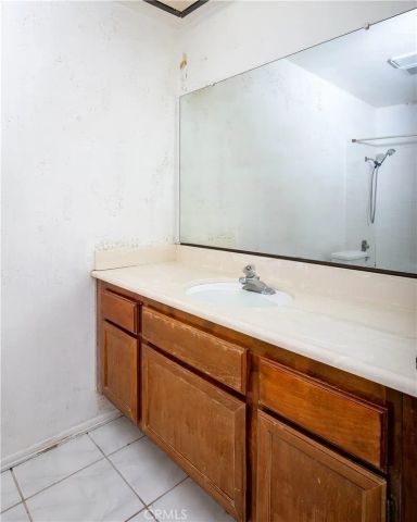 3244 E Avenue S2, Palmdale, CA 93550