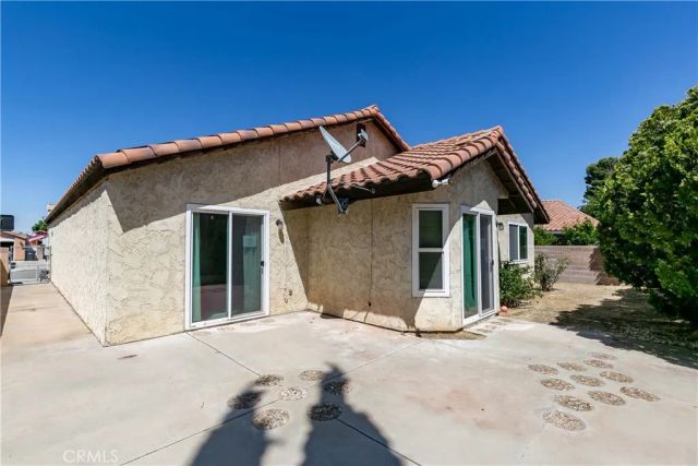 3244 E Avenue S2, Palmdale, CA 93550