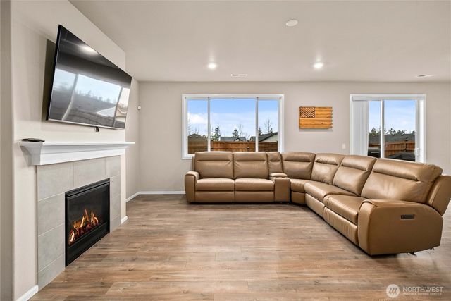 14962 Olympic Loop E, Bonney Lake, WA 98391