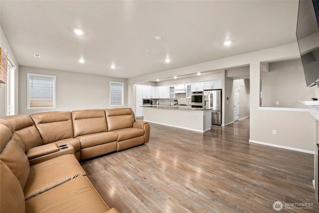 14962 Olympic Loop E, Bonney Lake, WA 98391