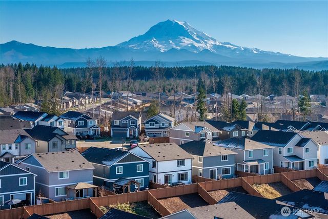 14962 Olympic Loop E, Bonney Lake, WA 98391