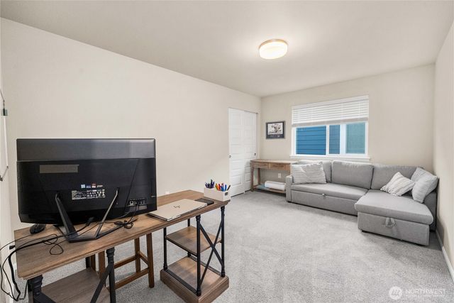 14962 Olympic Loop E, Bonney Lake, WA 98391