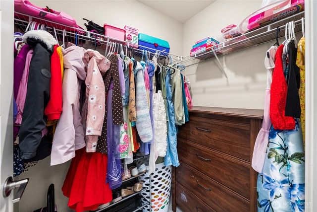 14962 Olympic Loop E, Bonney Lake, WA 98391