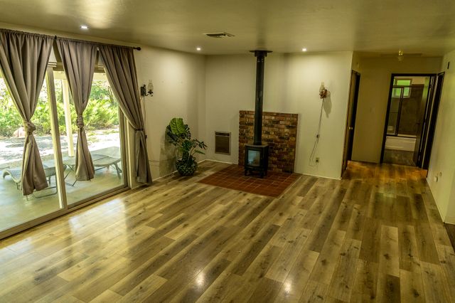 101 Cascade Drive, Cave Junction, OR 97523