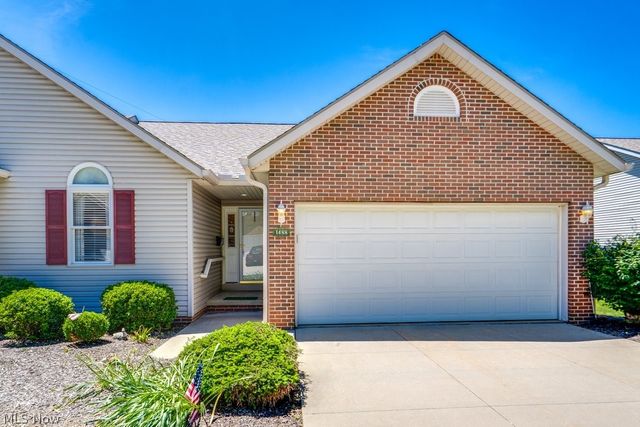 1488 Waters Edge Drive, Akron, OH 44313
