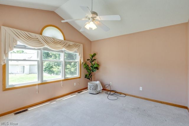 1488 Waters Edge Drive, Akron, OH 44313