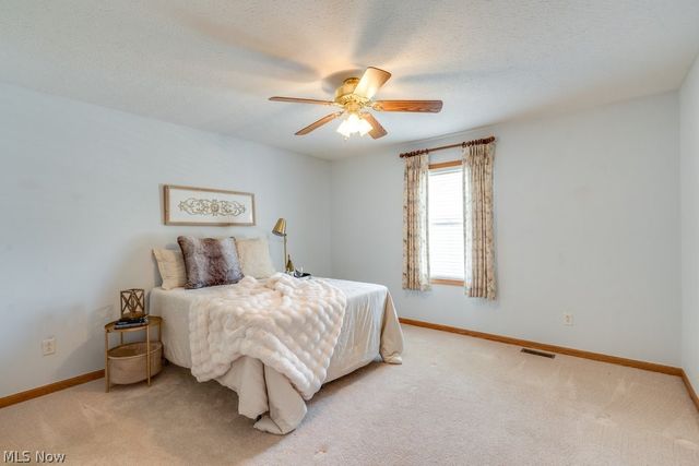 1488 Waters Edge Drive, Akron, OH 44313