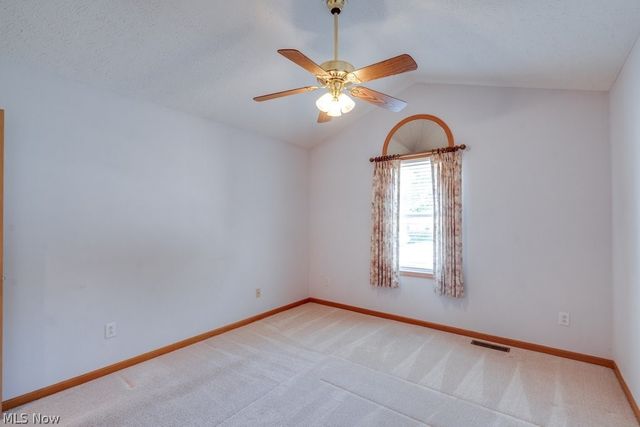 1488 Waters Edge Drive, Akron, OH 44313