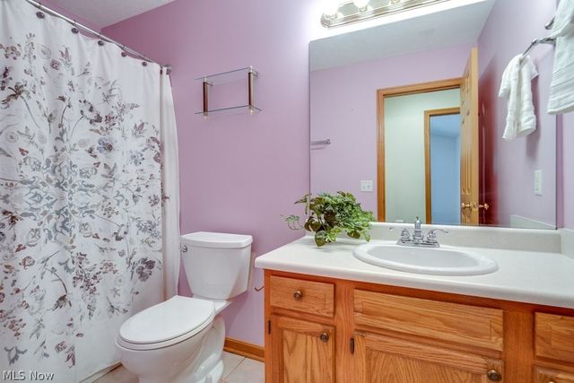 1488 Waters Edge Drive, Akron, OH 44313