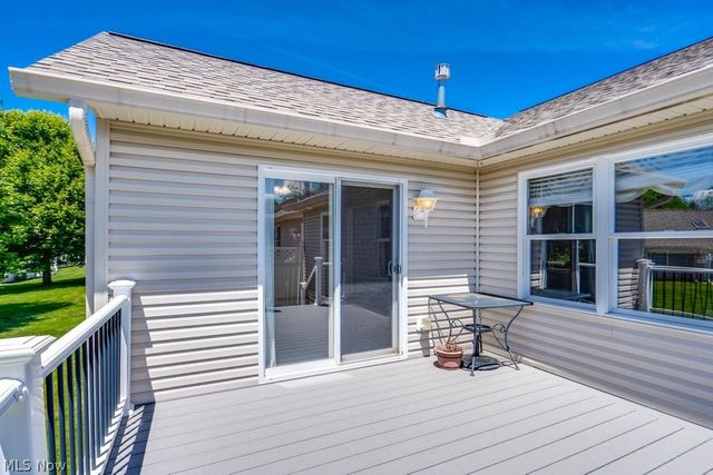 1488 Waters Edge Drive, Akron, OH 44313