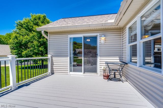 1488 Waters Edge Drive, Akron, OH 44313