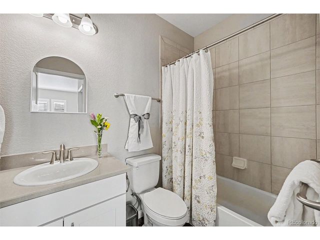 13063 Sandstone Dr, Broomfield, CO 80021