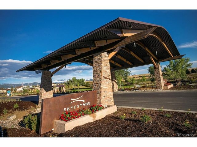 13063 Sandstone Dr, Broomfield, CO 80021