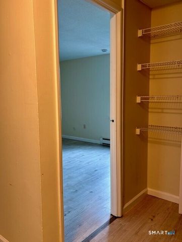 176 Burgundy Hill Lane 176, Middletown, CT 06457