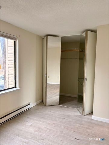 176 Burgundy Hill Lane 176, Middletown, CT 06457