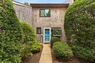 84 Roundhouse Rd 84, Bourne, MA 02532