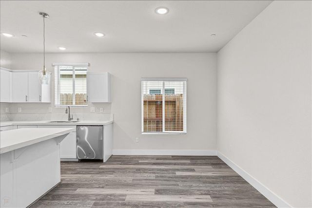 1409 Villa, Modesto, CA 95351