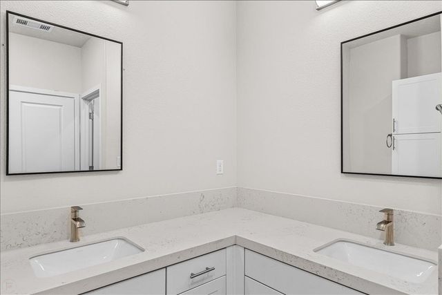 1409 Villa, Modesto, CA 95351