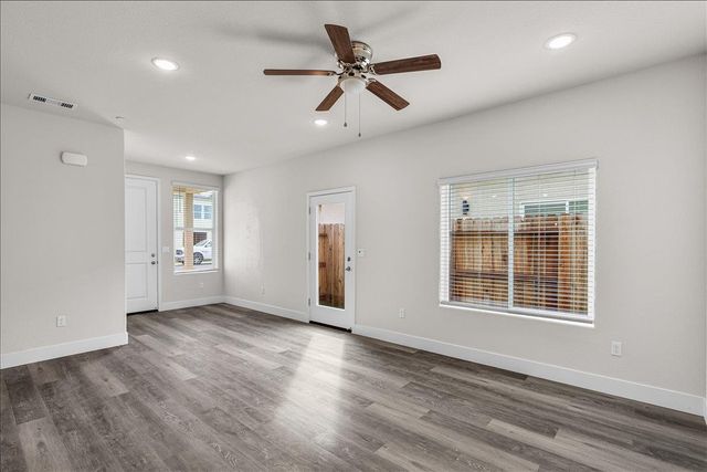 1409 Villa, Modesto, CA 95351