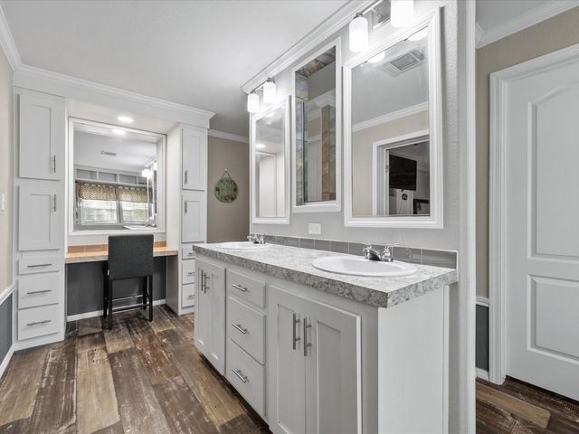 11197 Artic Circle, Conroe, TX 77306