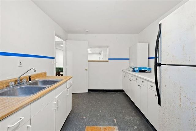 3178 McClure Ave, Brighton Heights, PA 15212